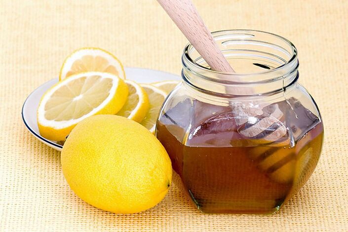 Лимонот и медот се состојки за маска која совршено ја избелува и затегнува кожата на лицето