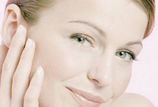 кожата на лицето по ласерско подмладување